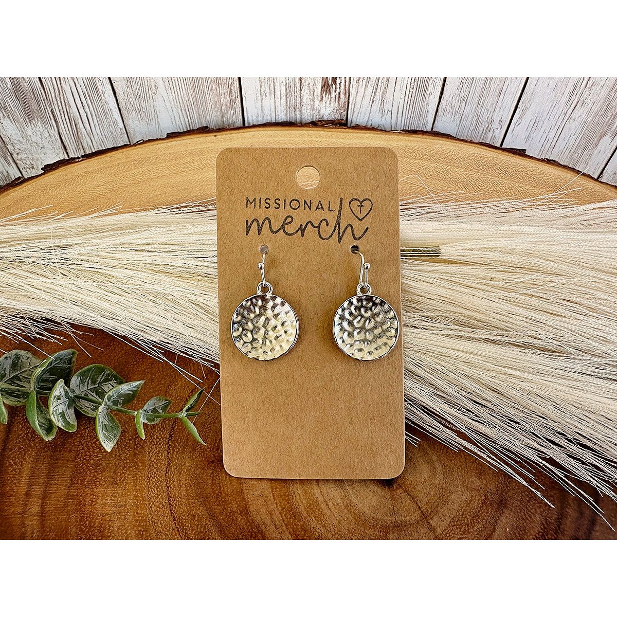 Hammered Metal Dangle Earrings | Silvery