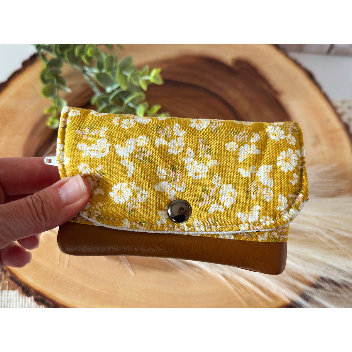 Floral Fabric Card Wallet for Women or Girls | 3 Color Options!